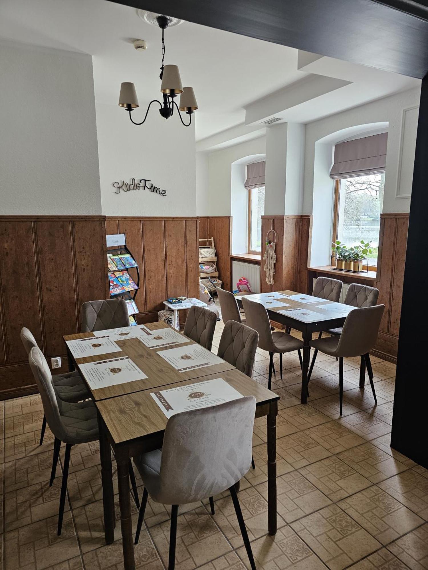 Zajazd Zamkowy - Schloßgasthof Krąg Zewnętrze zdjęcie